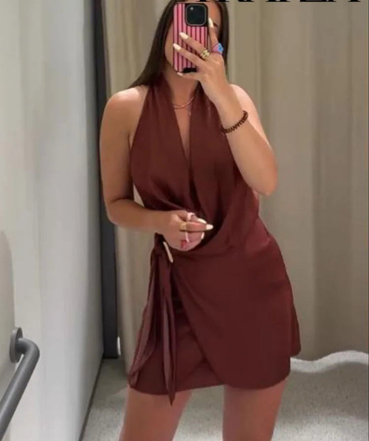 Rouge™ – שמלת משי קצרה בגוון יין עמוק