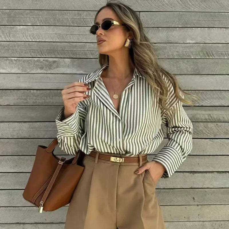 "חולצת אוברסייז ריביירה" (Riviera Oversized Shirt)